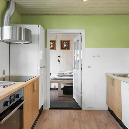 2 Bedroom Beautiful In Vaeggerlose *