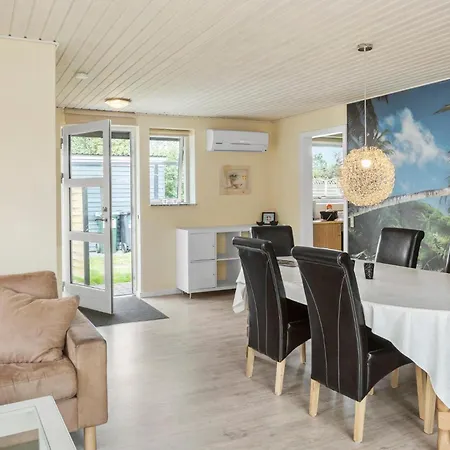 2 Bedroom Beautiful In Vaeggerlose *