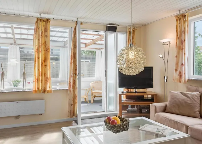 2 Bedroom Cozy In Vaeggerlose *